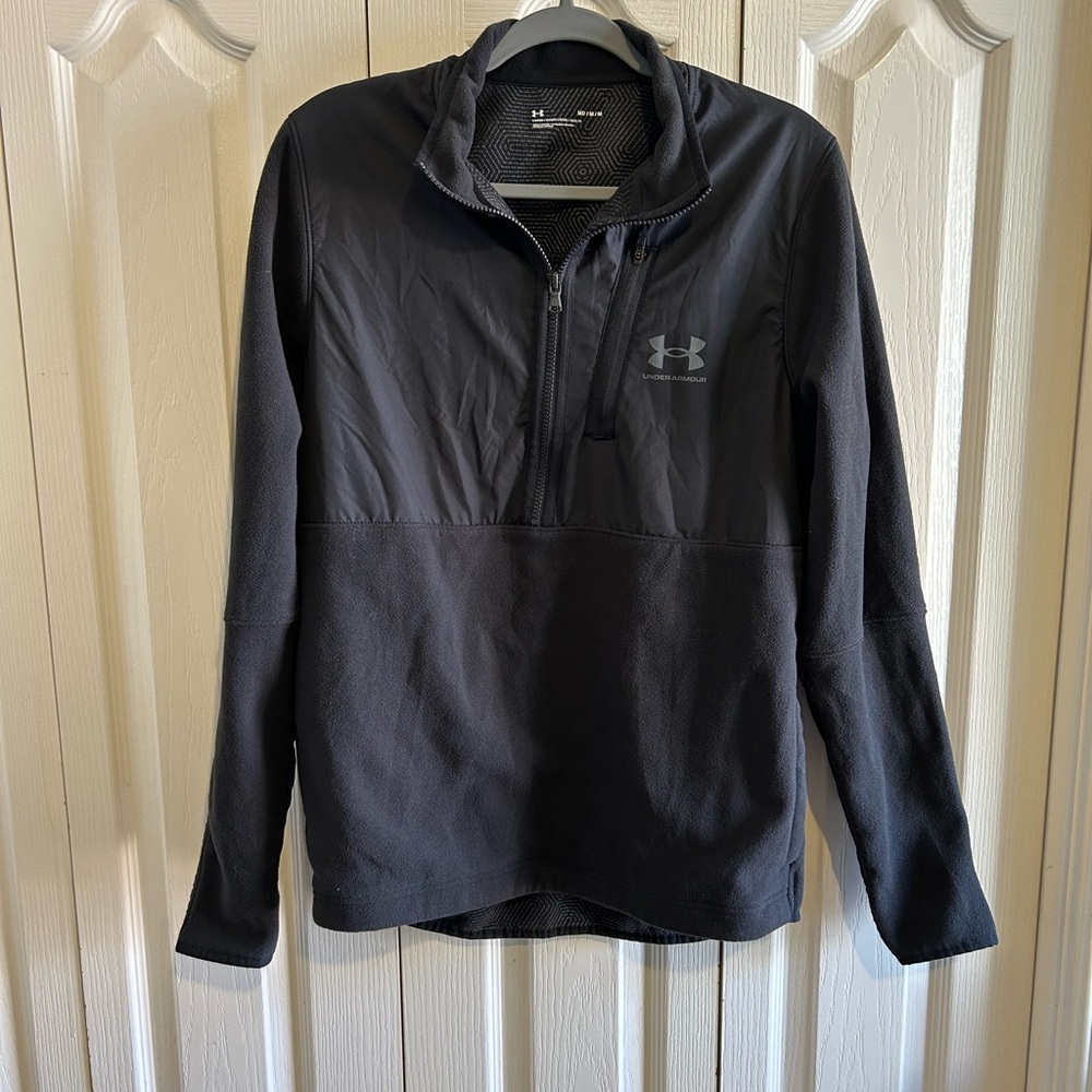 Under Armour Loose Fit 1/2 Zip Black Pullover in Men’s Med
